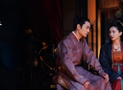 雷火电竞下载-死水微澜！勇士如何用窒息防守，让范弗利特在湖人主场投出神迹