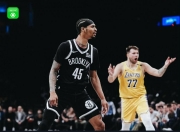 雷火电竞下载-篮网客场惊险胜湖人，形势一片大好！的简单介绍