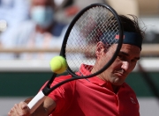 雷火电竞简介-法国网球队险胜西班牙网球队，费德勒爆发神勇的简单介绍