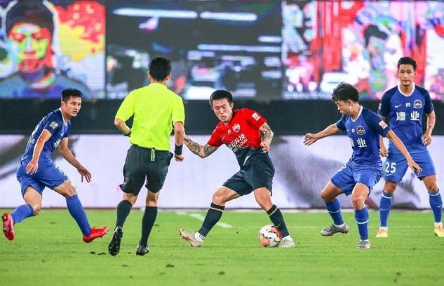 关于法超联赛连败失败,教练组调整排兵布阵的信息 关于法超联赛连败失败,教练组调整排兵布阵的信息