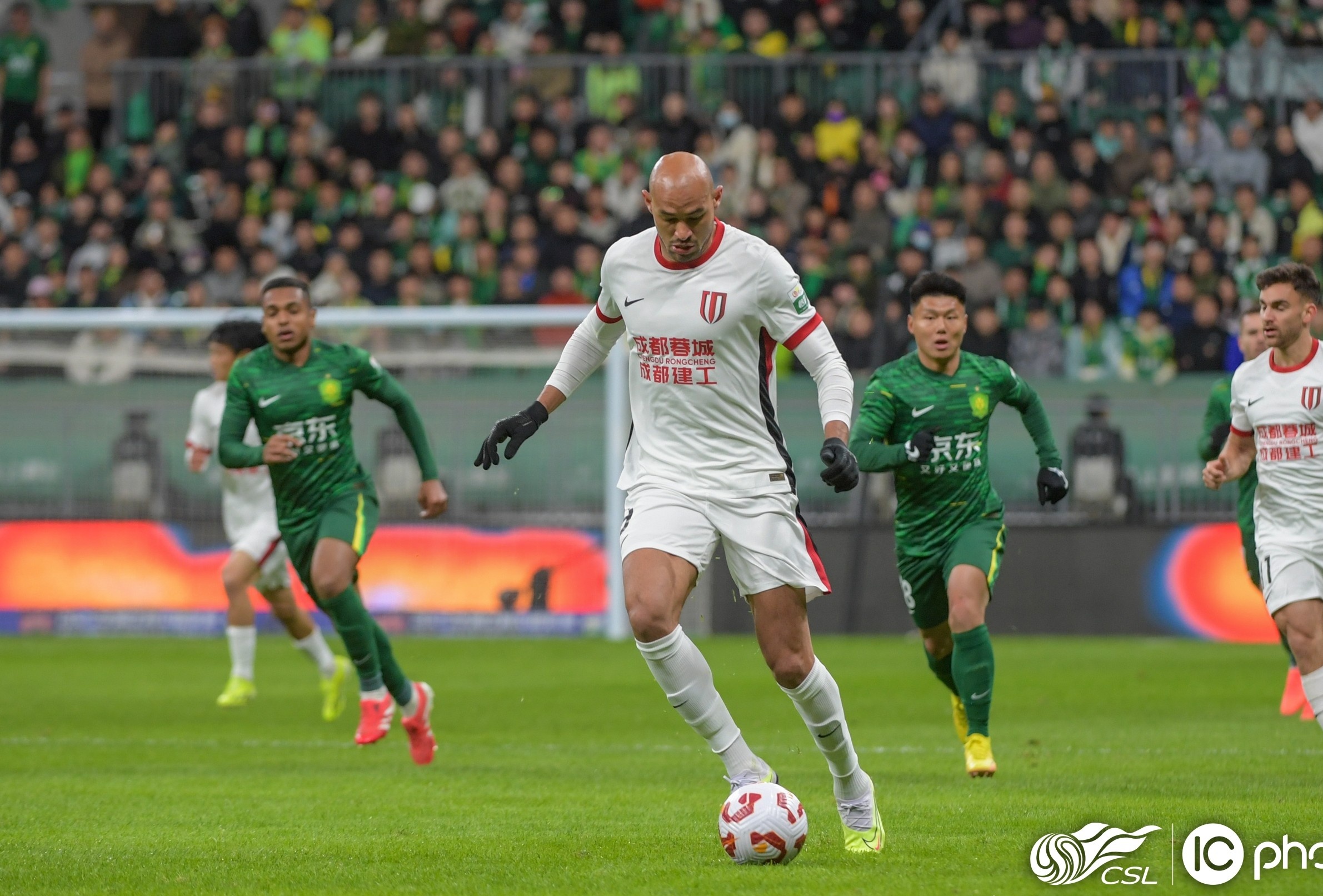 裁判严查犯规!比赛节奏受影响令人扼腕 裁判严查犯规!比赛节奏受影响令人扼腕